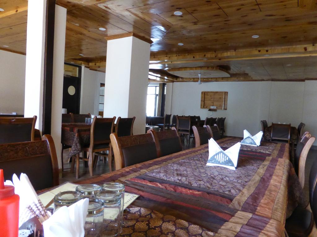 hotel-img