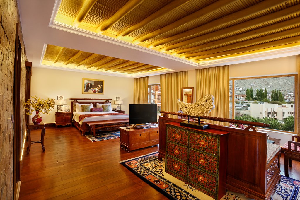 hotel-img