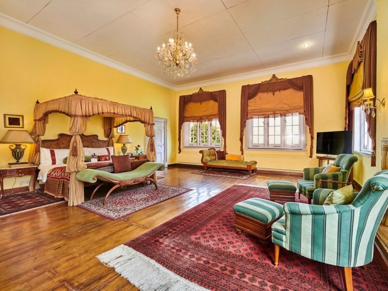hotel-img