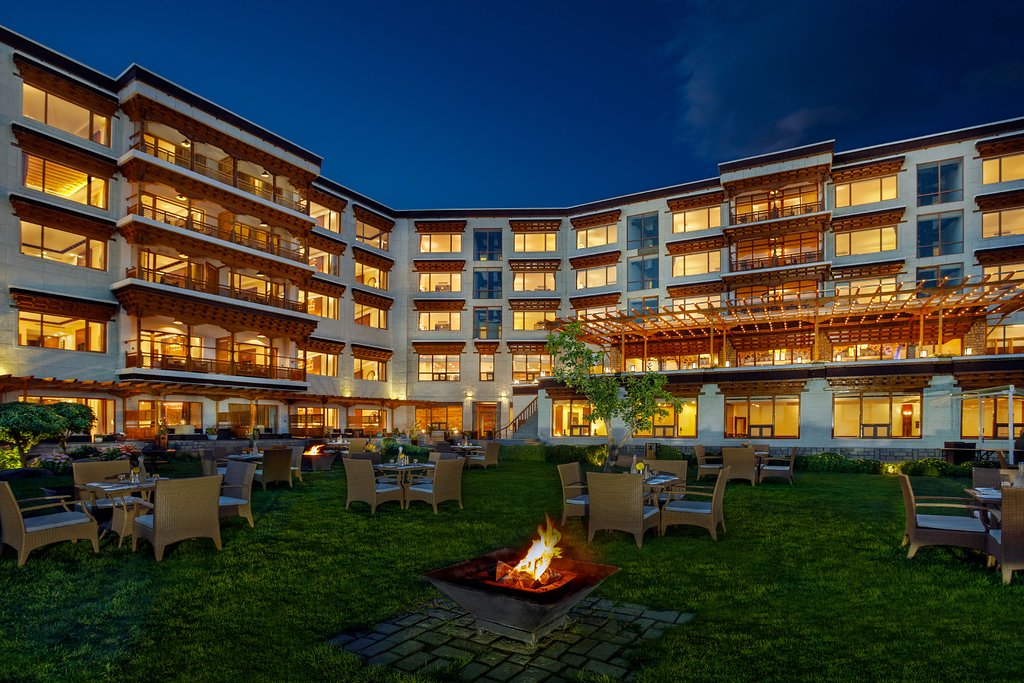 hotel-img