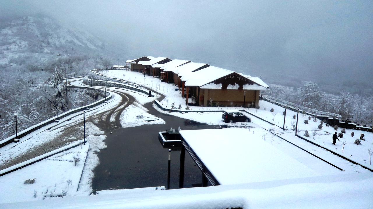 hotel-img