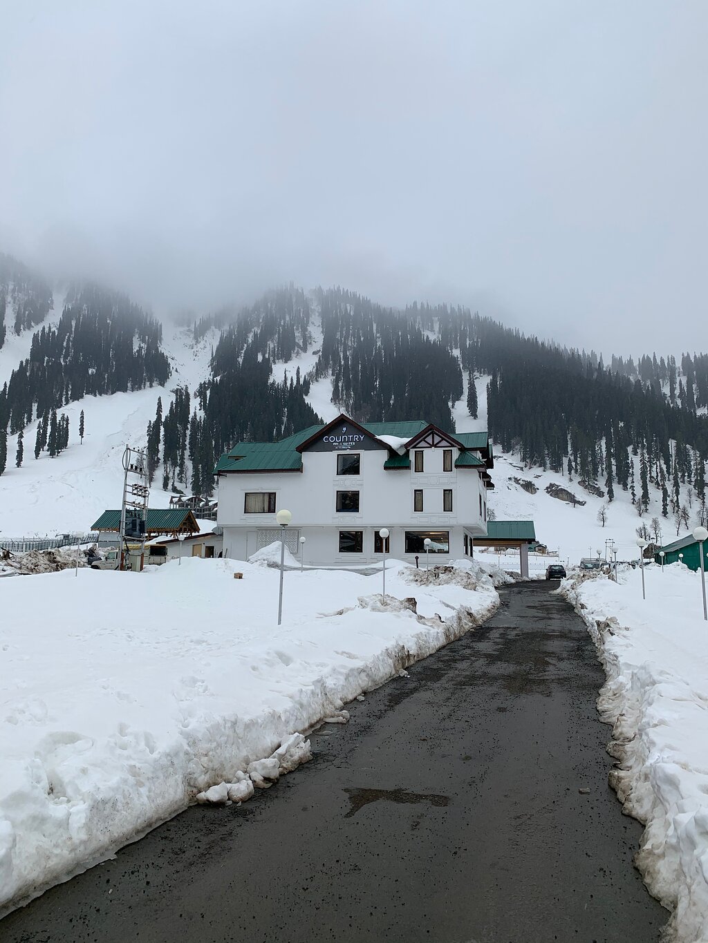 hotel-img