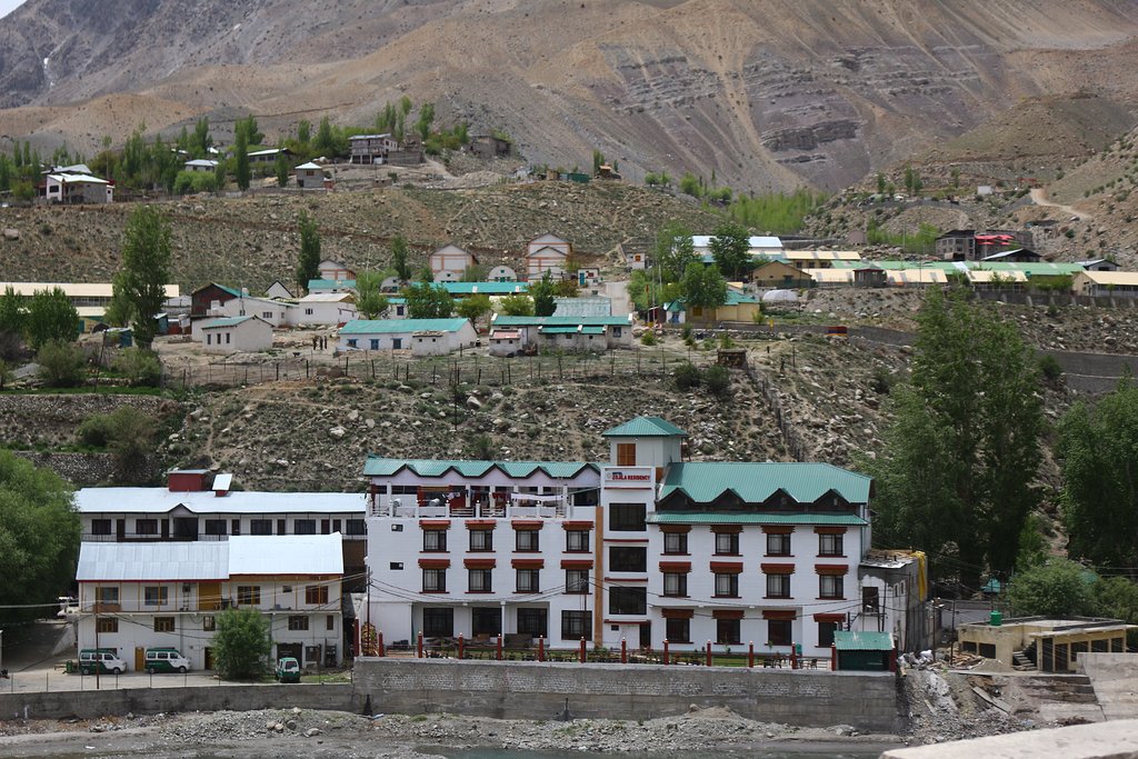 hotel-img