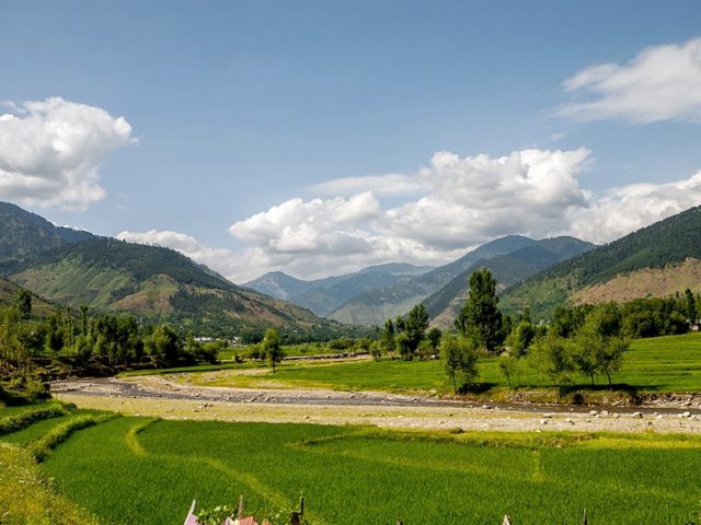 Lolab Vally