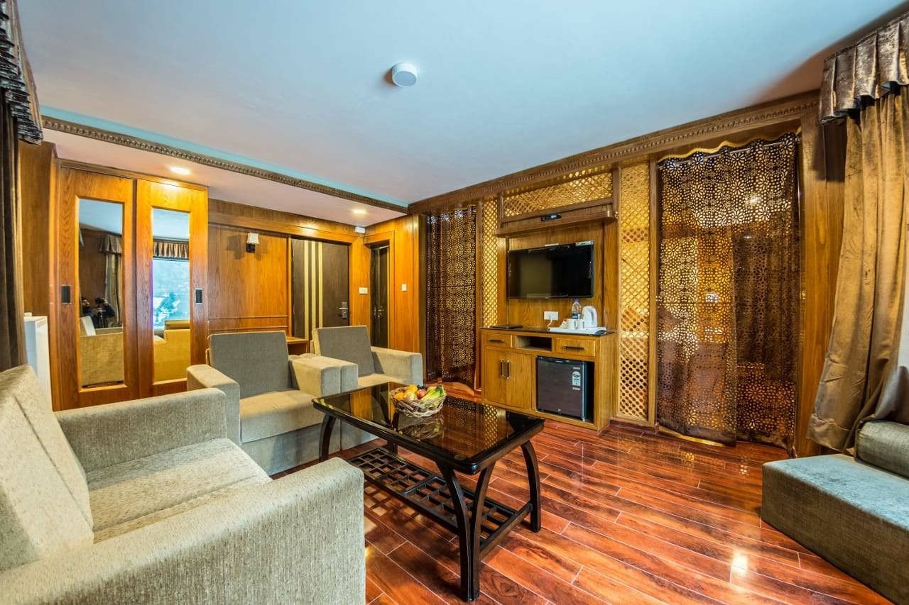 hotel-img