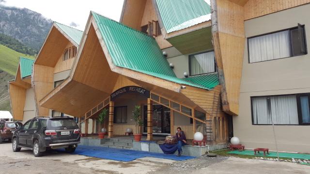 hotel-img