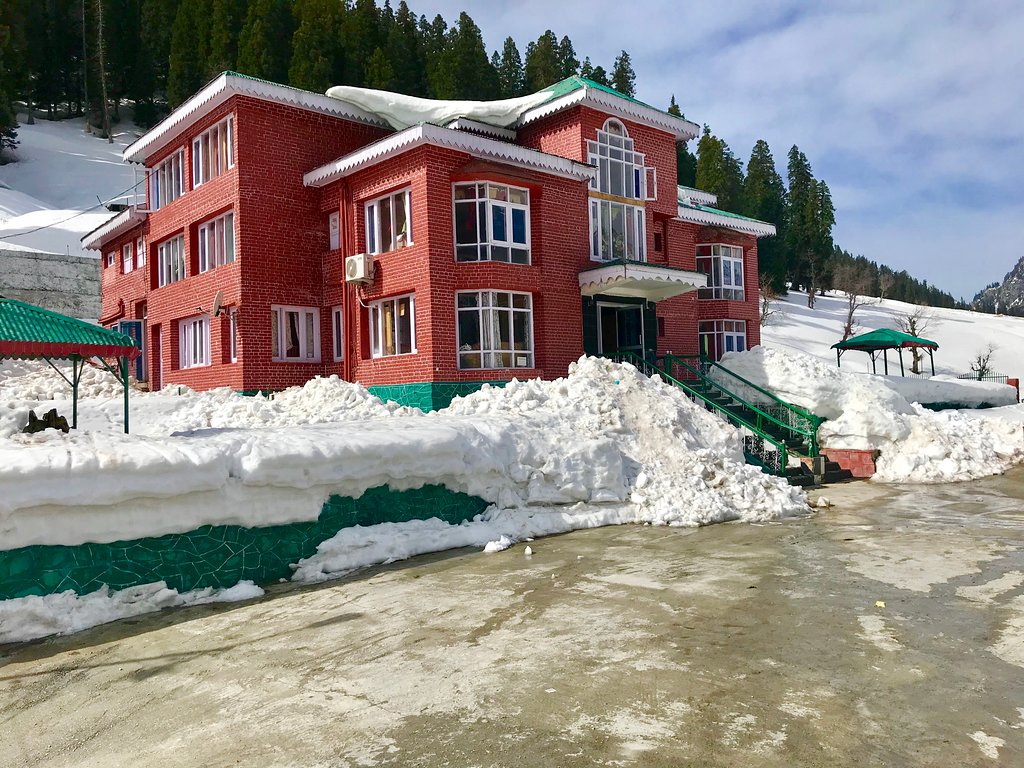 hotel-img